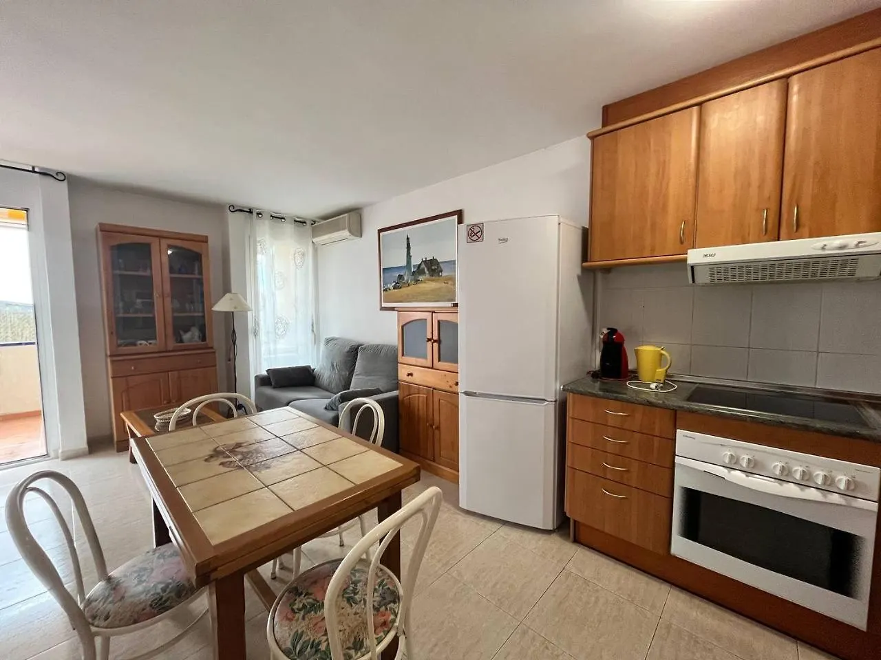 Tu Refugio Vacacional En Roses Apartman
